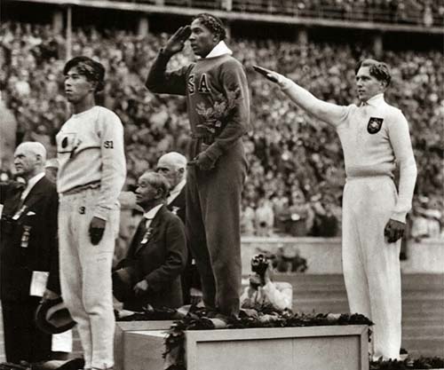 Jesse-Owens-wins-gold-in-Nazi-Germany-1936-small